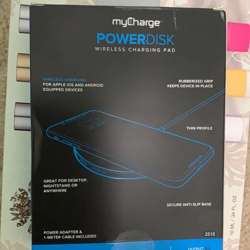 Power Disk Wireless Charger Pad 5W Output Anti-Slip Base Apple Android Cordless